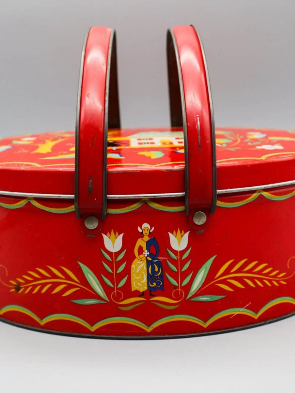 Vintage Pennsylvania Dutch Folk Art Storage Tin Sewing Basket w/ Swivel Handles